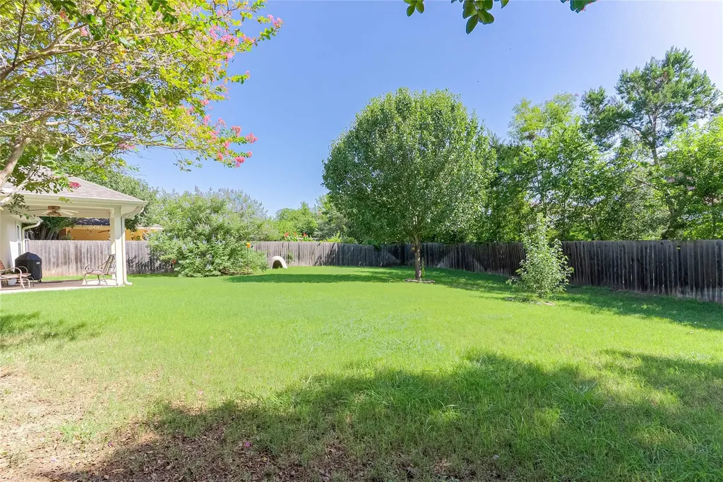 1408 Ridgewood Drive Leander TX 78641