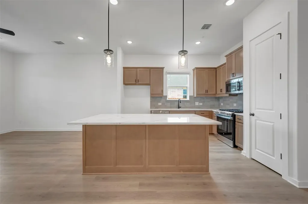174 Norway Spruce Street Dripping Springs TX 78620