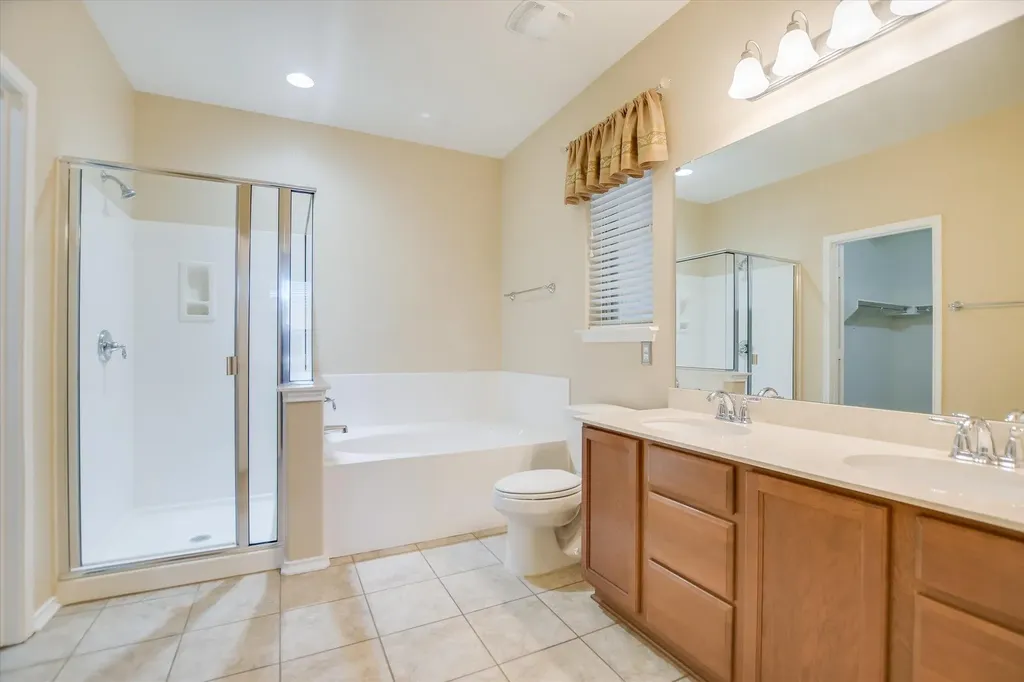 860 Water Hyacinth Loop Leander TX 78641