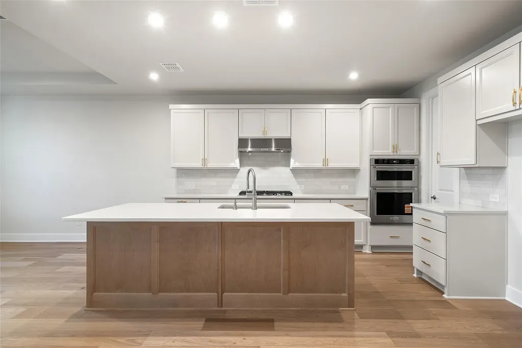5336 Cosenza Trace Leander TX 78641