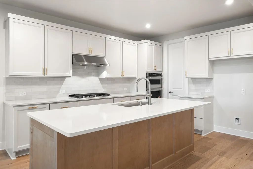 5336 Cosenza Trace Leander TX 78641