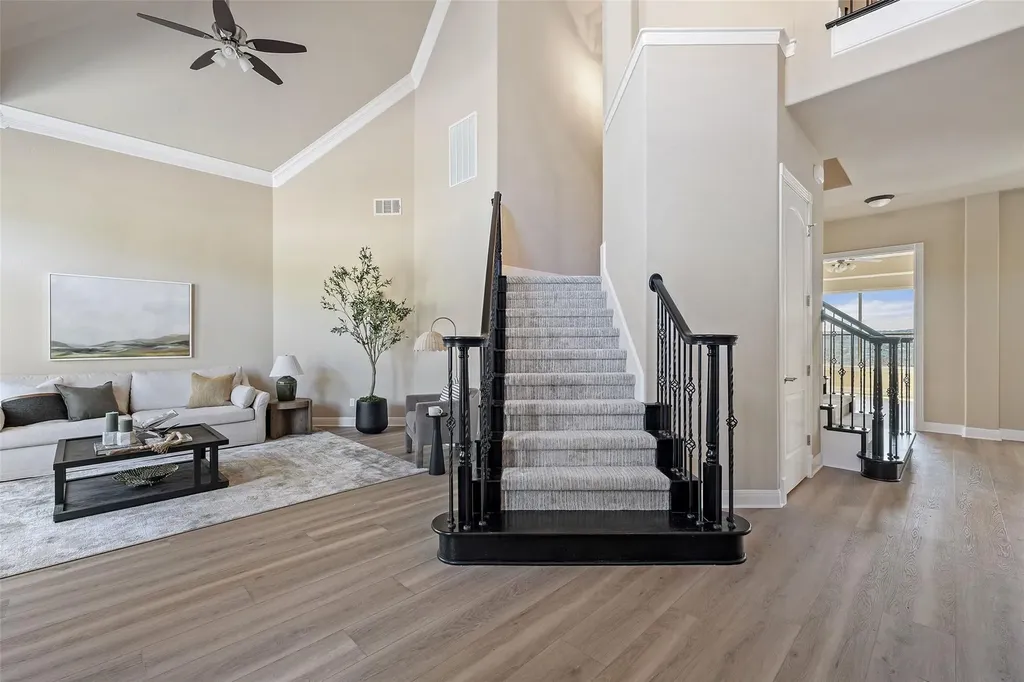 2702 Lakehurst Road Spicewood TX 78669