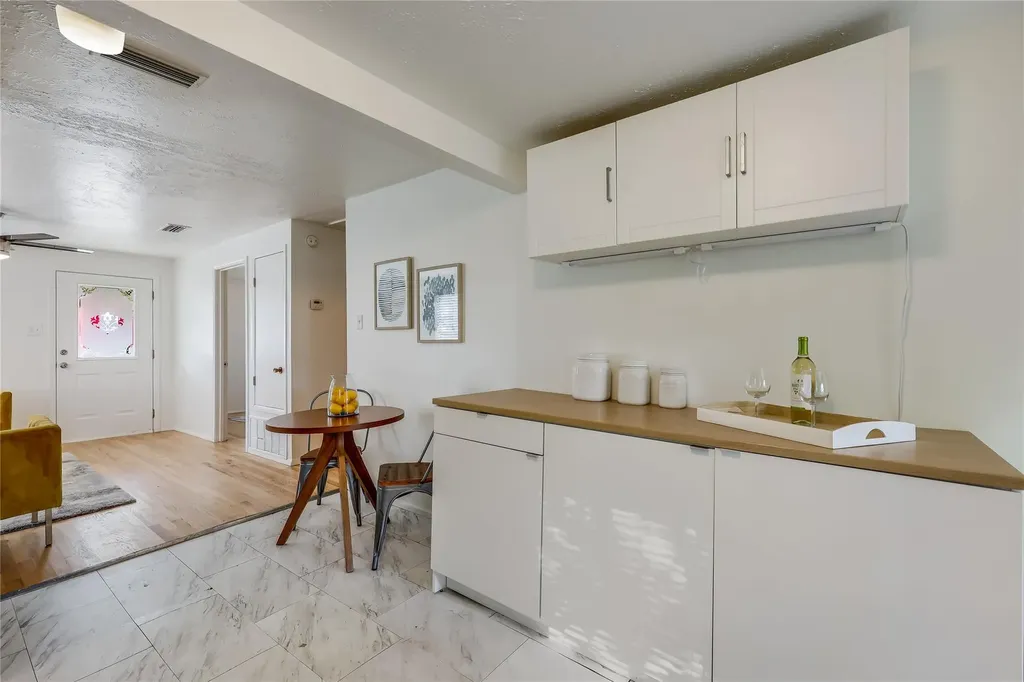 1908 E 21st Street Austin TX 78722