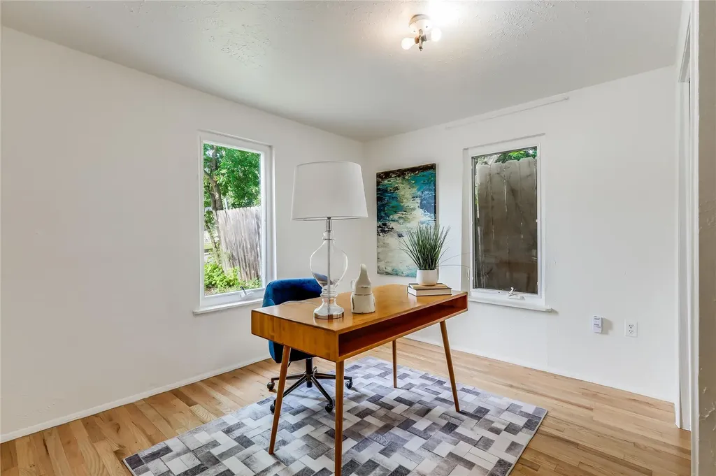 1908 E 21st Street Austin TX 78722