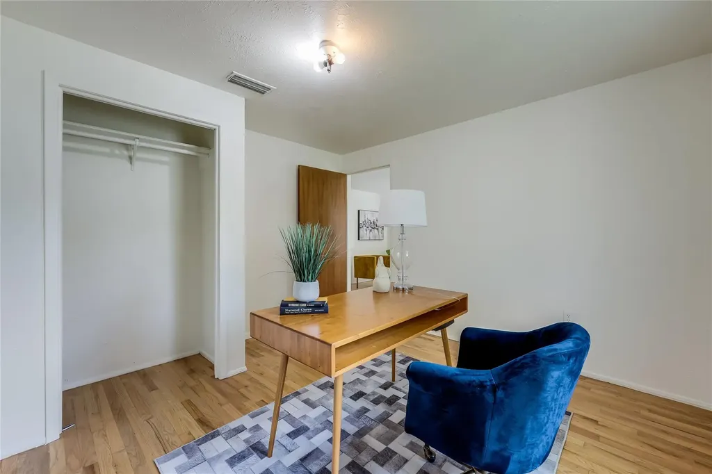1908 E 21st Street Austin TX 78722