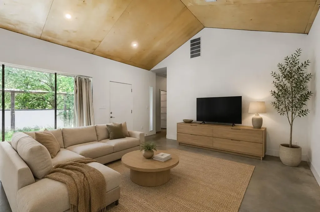1908 E 21st Street Austin TX 78722