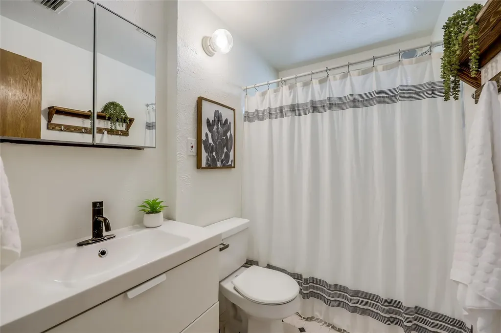 1908 E 21st Street Austin TX 78722