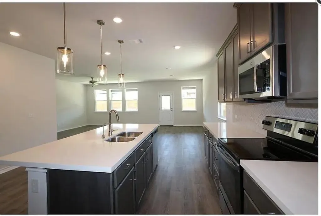 121 Andesite Trail Liberty Hill TX 78642