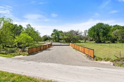 4772-10 County Road 340 Burnet TX 78611