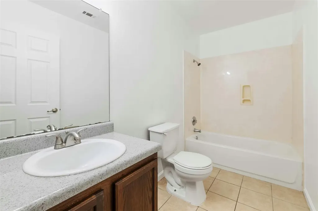 12524 Sky Harbor Drive Del Valle TX 78617