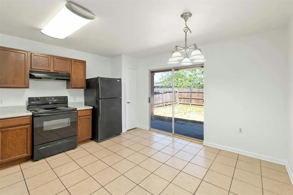 12524 Sky Harbor Drive Del Valle TX 78617