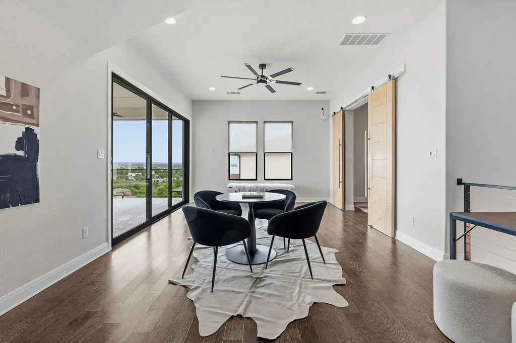 2414 Sunset Vista Circle Spicewood TX 78669
