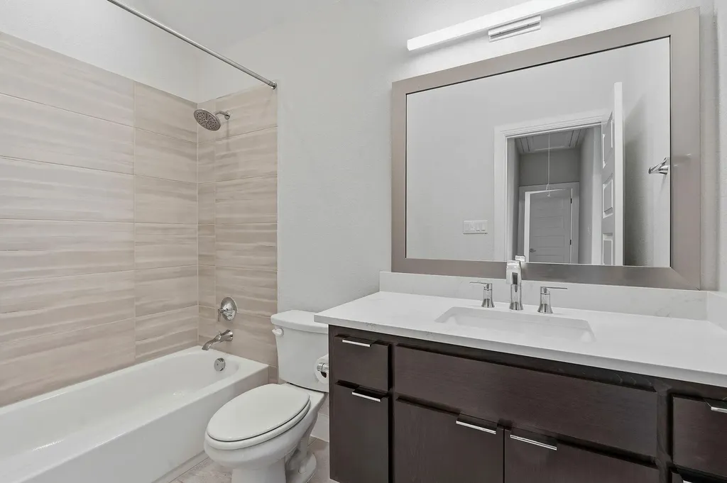 2414 Sunset Vista Circle Spicewood TX 78669