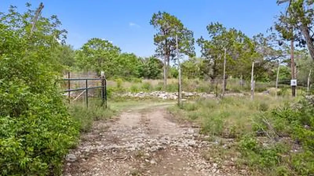 8801 Scarlet Circle Austin TX 78737