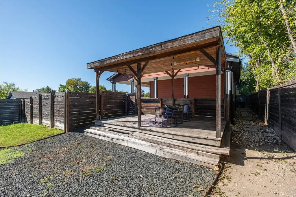 7601 Bethune Avenue Austin TX 78752