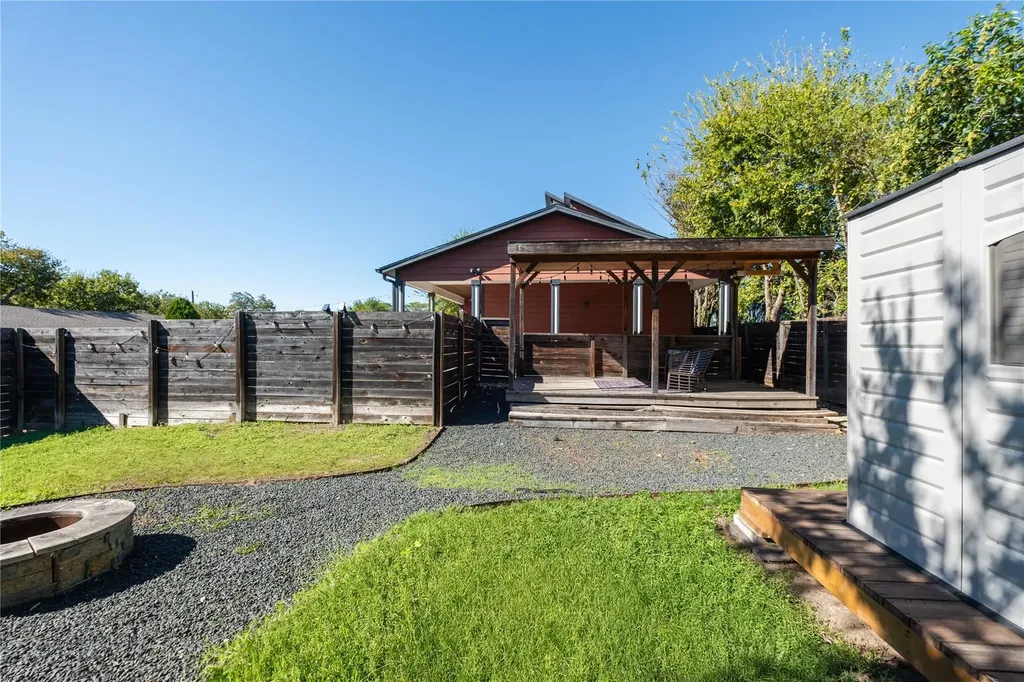 7601 Bethune Avenue Austin TX 78752