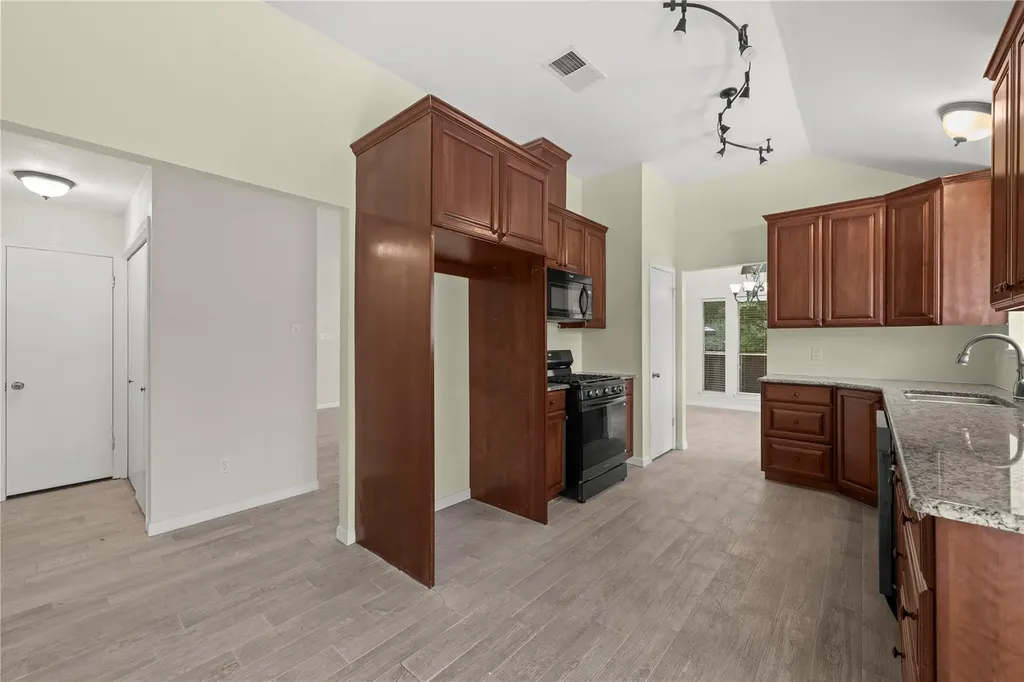 709 Firethorn Lane Round Rock TX 78664