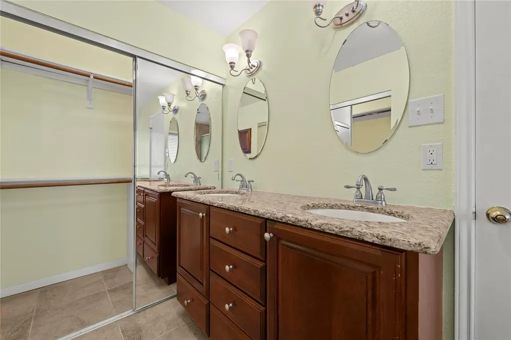 709 Firethorn Lane Round Rock TX 78664
