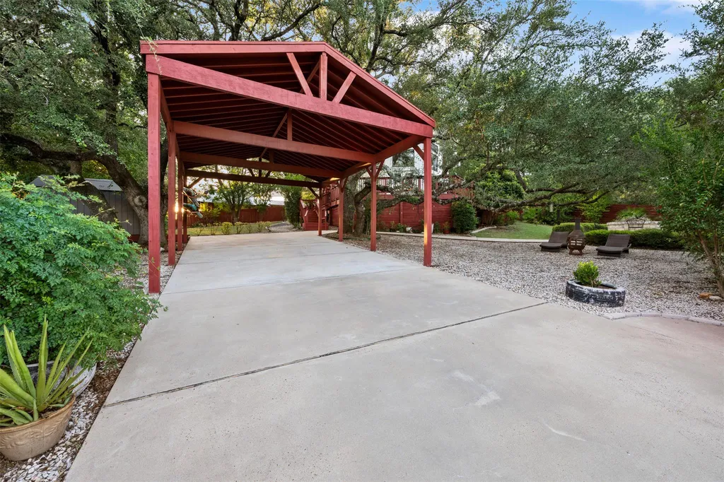 1204 Summit Edge Drive Austin TX 78732
