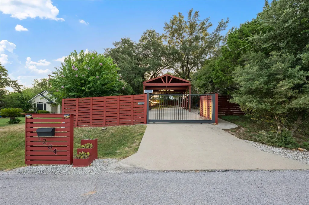 1204 Summit Edge Drive Austin TX 78732