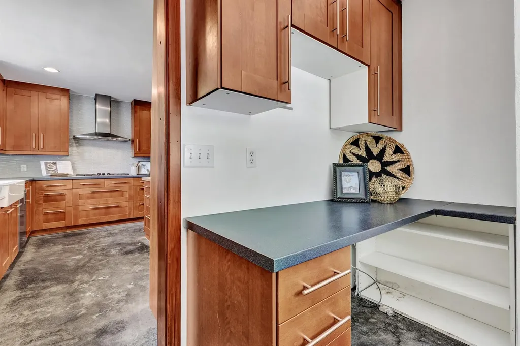1208 Fairwood Road Austin TX 78722