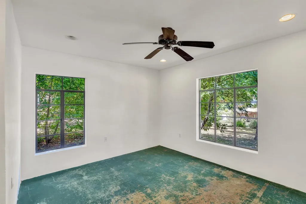1208 Fairwood Road Austin TX 78722