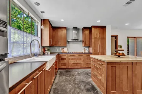 1208 Fairwood Road Austin TX 78722