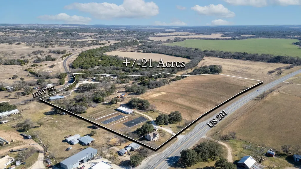 16588 N Us Highway 281 Highway Lampasas TX 76550