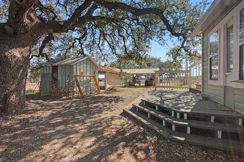 16588 N Us Highway 281 Highway Lampasas TX 76550