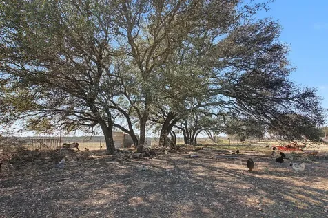 16588 N Us Highway 281 Highway Lampasas TX 76550