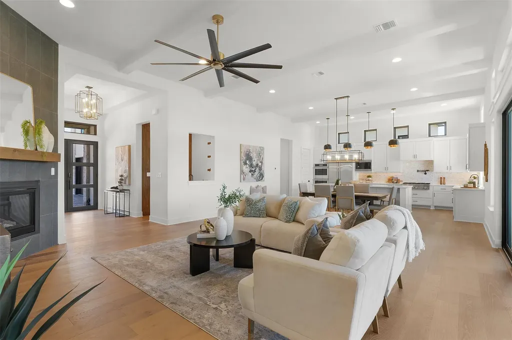 104 Nattie Woods Drive Horseshoe Bay TX 78657