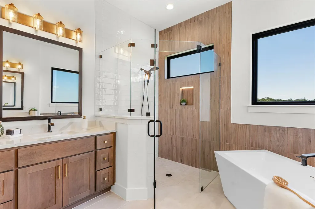 104 Nattie Woods Drive Horseshoe Bay TX 78657