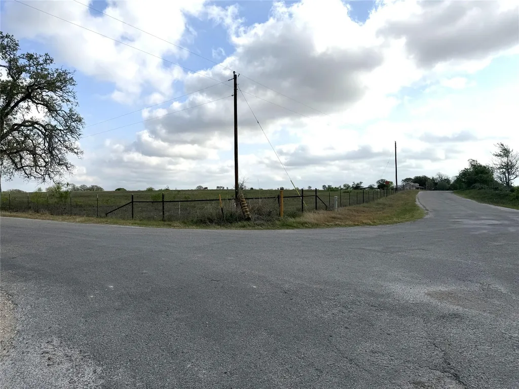 000 Old Kelley Road Lockhart TX 78644