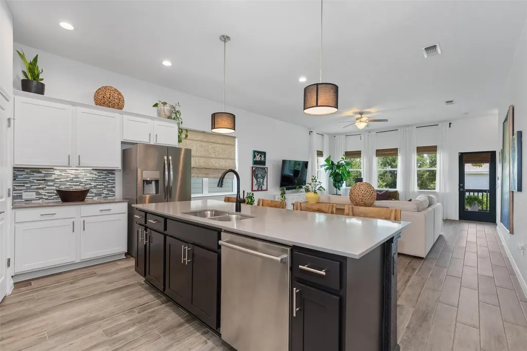 9905 Dalliance Lane Manor TX 78653
