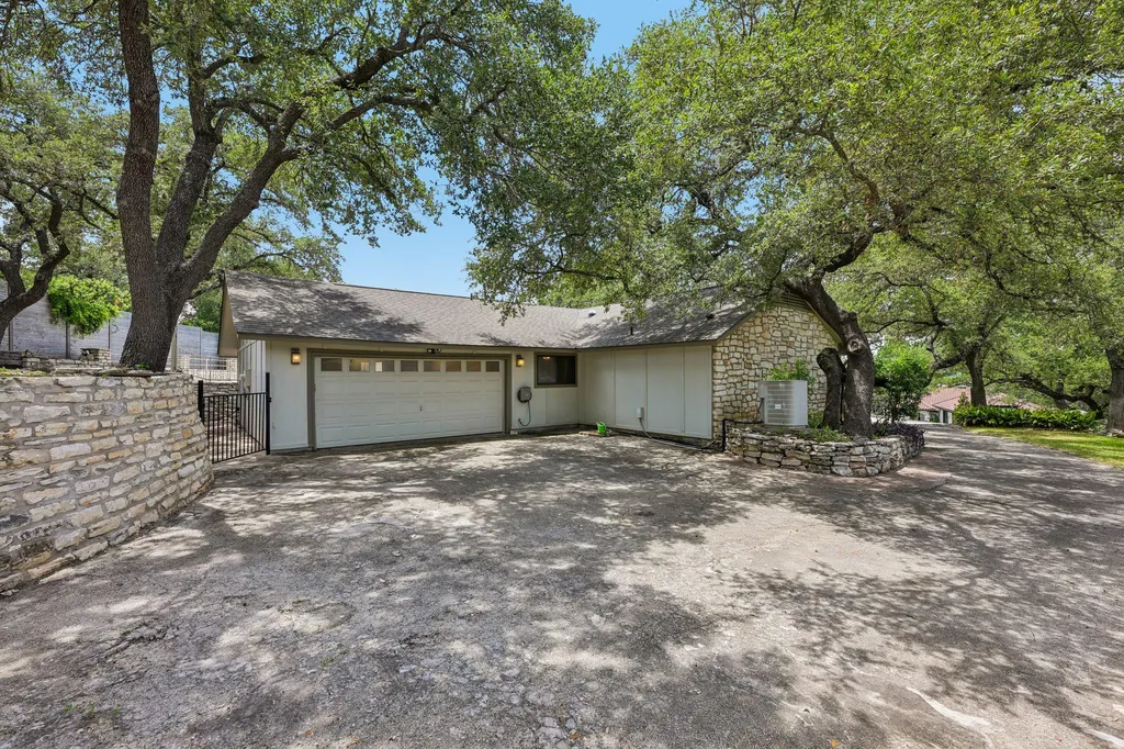 13101 Travis View Loop Austin TX 78732