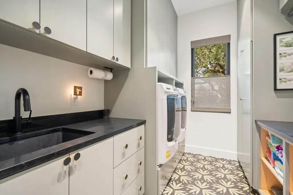 2300 Barton Creek Boulevard Austin TX 78735