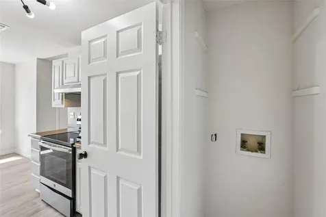11016 Oak Street Jonestown TX 78645