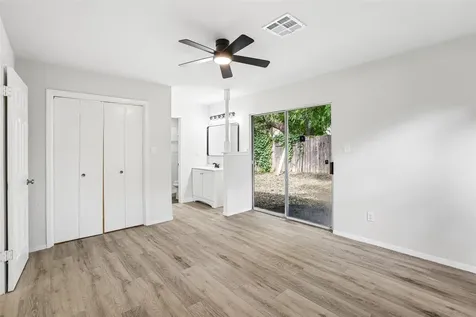 11016 Oak Street Jonestown TX 78645
