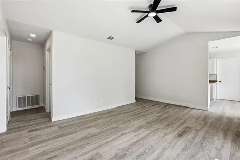 11016 Oak Street Jonestown TX 78645