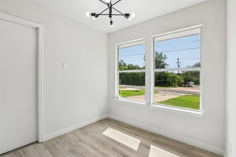 11016 Oak Street Jonestown TX 78645