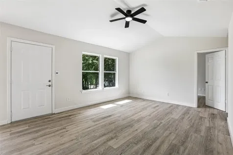 11016 Oak Street Jonestown TX 78645