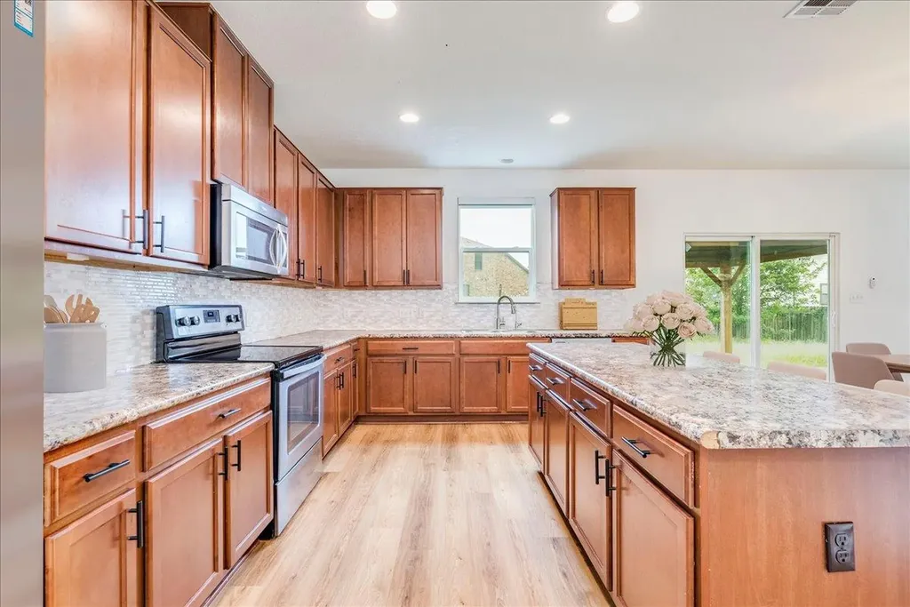 401 Waterleaf Boulevard Kyle TX 78640