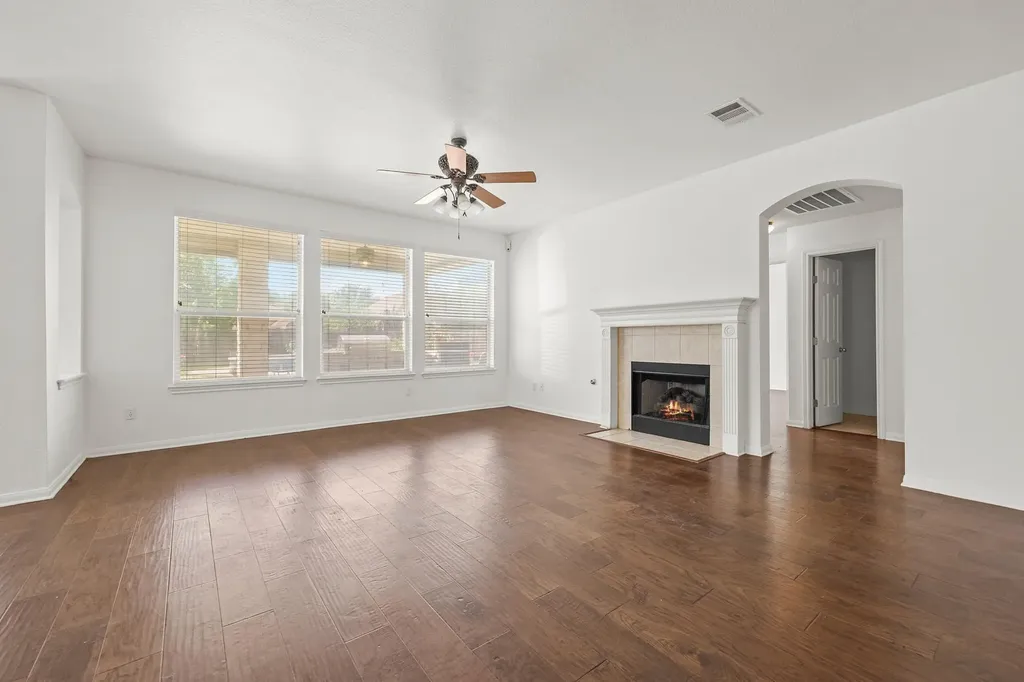 16902 Brewer Blackbird Drive Pflugerville TX 78660
