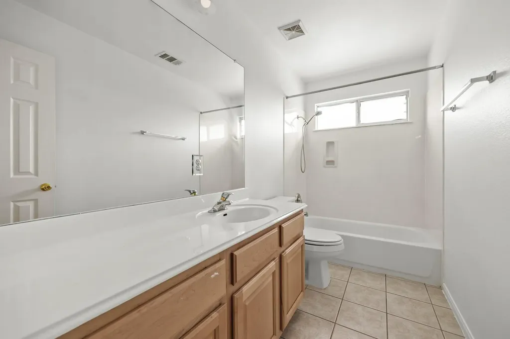 16902 Brewer Blackbird Drive Pflugerville TX 78660
