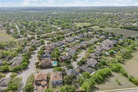 16902 Brewer Blackbird Drive Pflugerville TX 78660