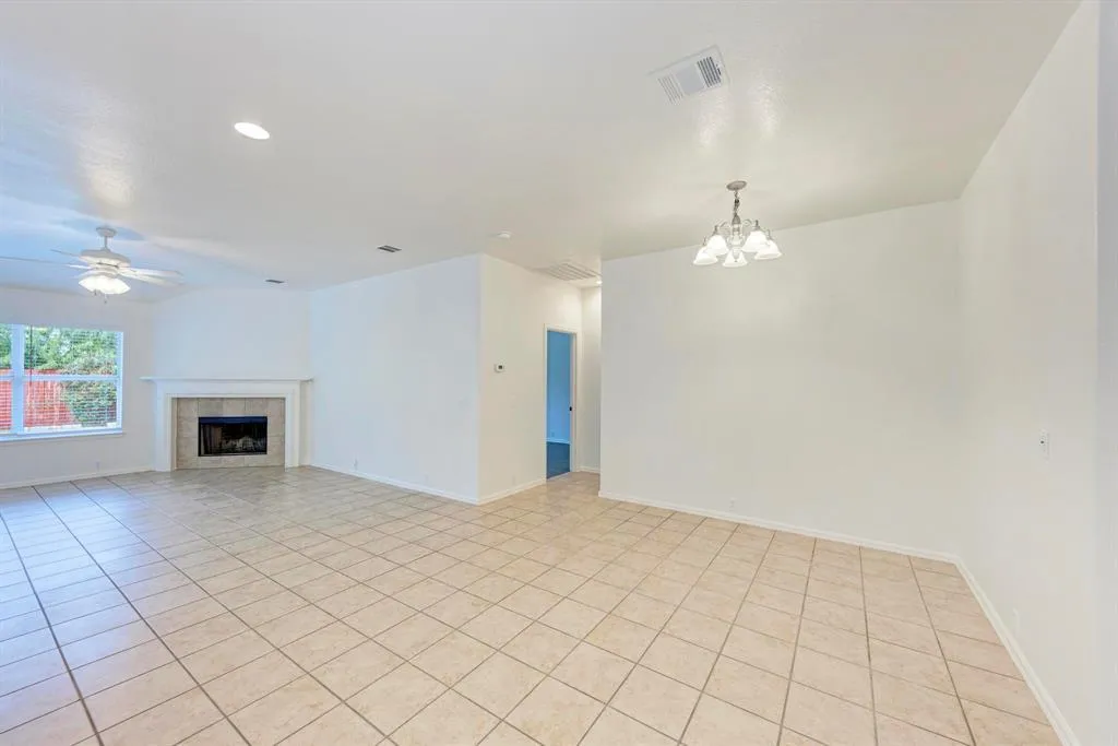 412 Golden Eagle Lane Leander TX 78641