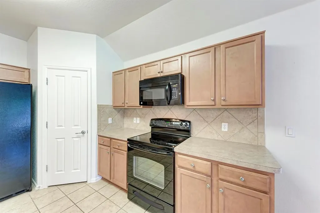 412 Golden Eagle Lane Leander TX 78641