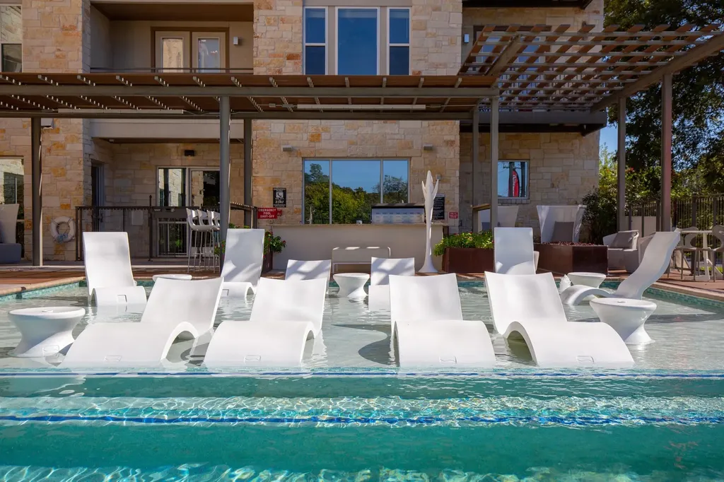 1900 Barton Springs Road Austin TX 78704