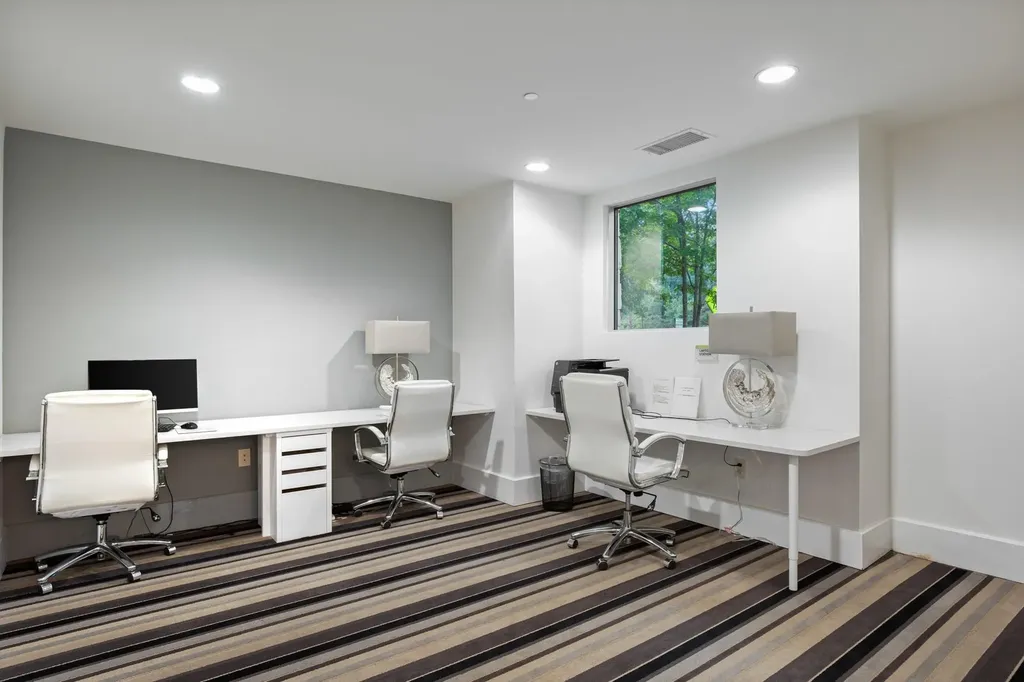 1900 Barton Springs Road Austin TX 78704