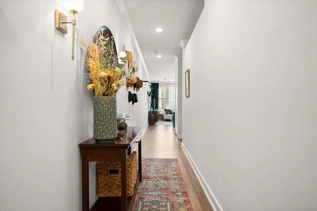 1900 Barton Springs Road Austin TX 78704